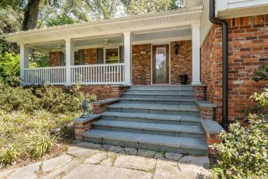 Main picture of 1998 Sunshine Cir