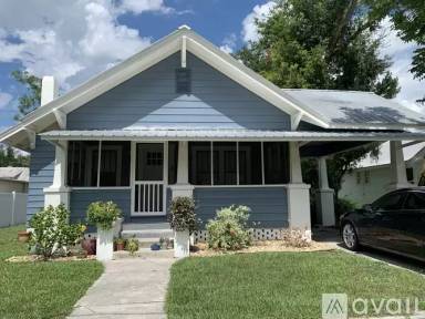 Main picture of 205 S 8th Ave