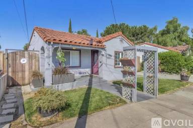 Main picture of 1021 Pepitone Ave