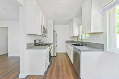 Main picture of 16720 Yukon Ave