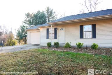 Main picture of 635 Blackberry Ln