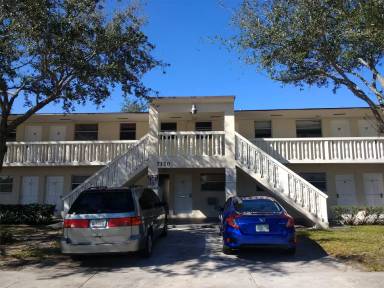Main picture of 7130 W 11th Ct
