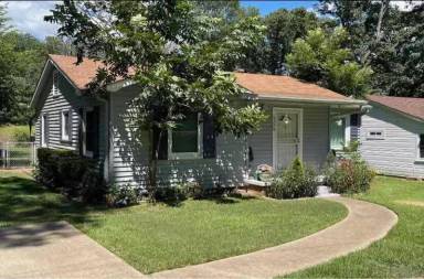 Main picture of 5124 W 24th St