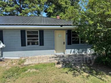 Main picture of 521 Magnolia Dr