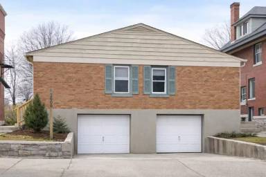 Main picture of 2108 Auburn Avenue