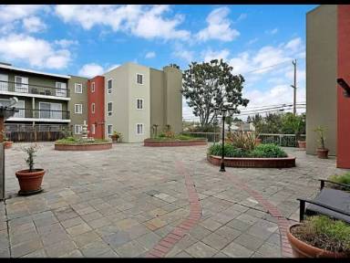 Main picture of Seventy Harlan