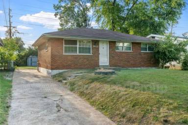 Main picture of 11809 Bridgevale Ave