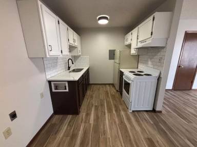 Main picture of 2619 W 15th St N