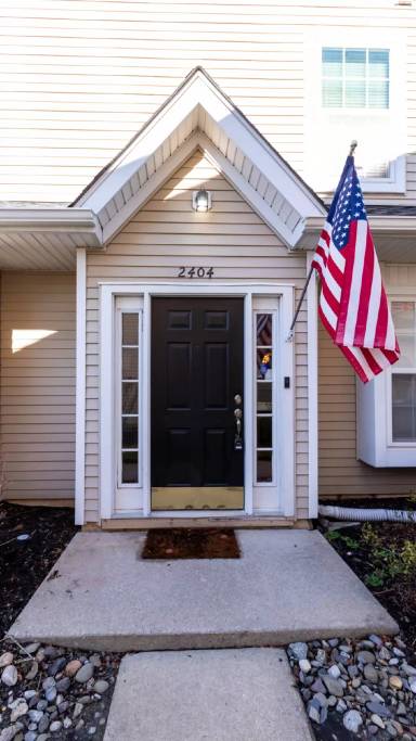 Main picture of 2404 Saxony Dr