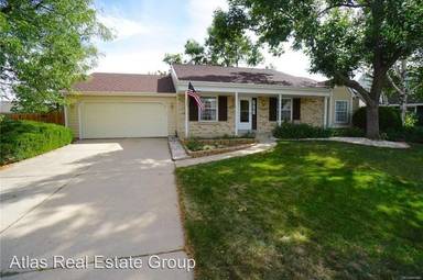 Main picture of 5172 S Holland St