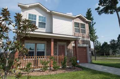 Main picture of 2602 Arica Ln