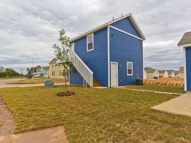 Main picture of 315 Rachel St
