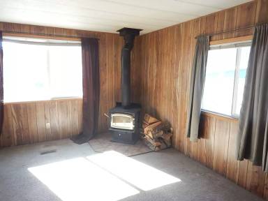 Main picture of 994 SE Willowdale Dr