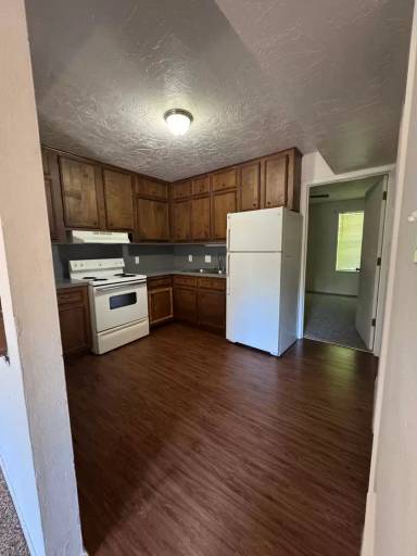 Main picture of 204 W Gooch St