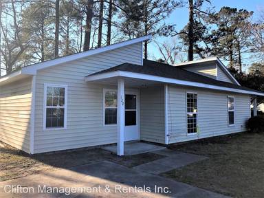 Main picture of 122 Twin Wood Dr