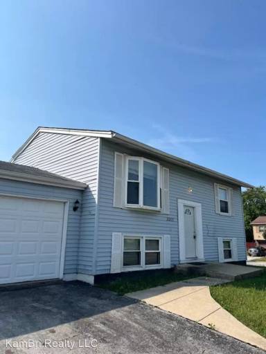 Main picture of 3501 177th St