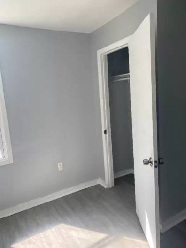 Main picture of 70 Welland Ave