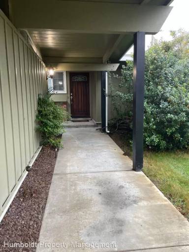 Main picture of 1404 N St