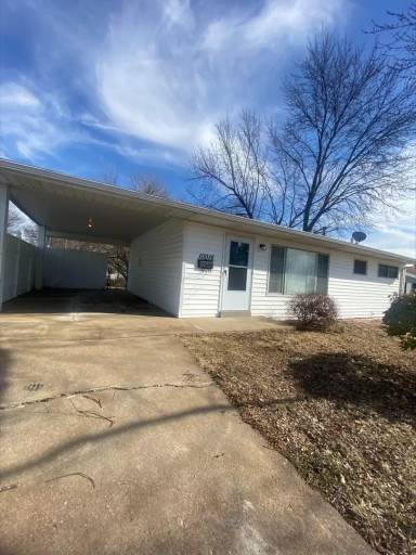 Main picture of 10016 Dellridge Ln