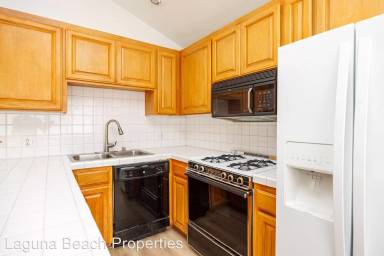 Main picture of 332 Locust St