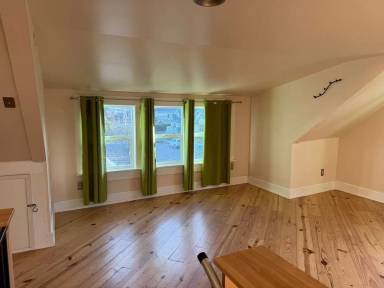 Main picture of 2216 SE 43rd Ave