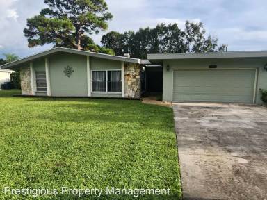 Main picture of 4912 W Country Club Dr