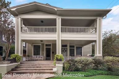 Main picture of 301 S Edgefield Ave