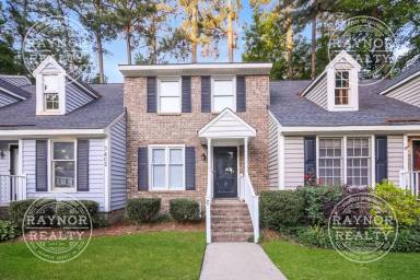 Main picture of 3402 Gina Ct NW