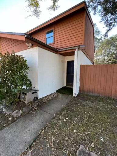 Main picture of 4314 Melissa Ct W