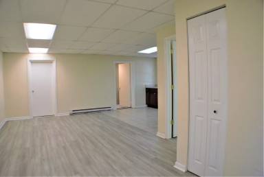 Main picture of 411 W Main St