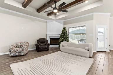 Main picture of 5413 Tabbs Ct