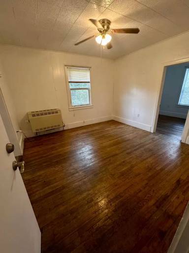 Main picture of 1410 4th St