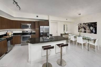 Main picture of The Manor At City Place