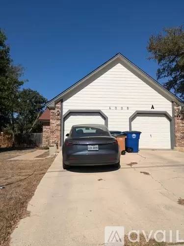 Main picture of 6008 Parkwood Dr