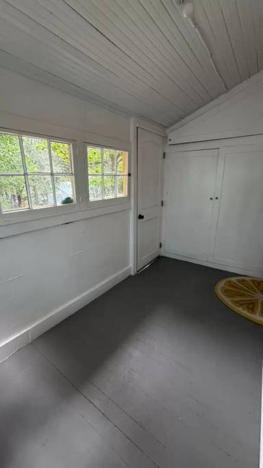 Main picture of 824 Lincoln Ave