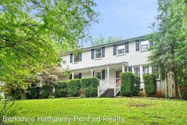 Main picture of 108 Nottingham Pl
