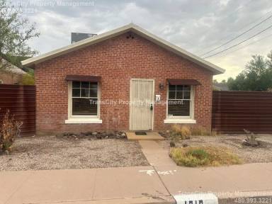 Main picture of 1801 N 10th St