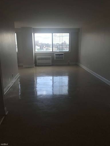Main picture of 3 E Sidney Ave