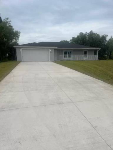 Main picture of 5021 E Hummingbird Dr