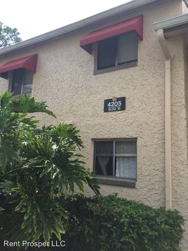 Main picture of 4403 S Semoran Blvd