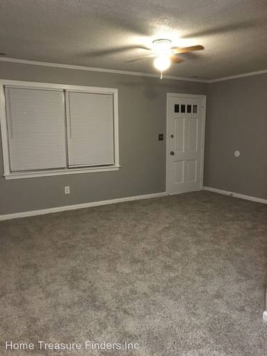 Main picture of 8036 Wabash Ave