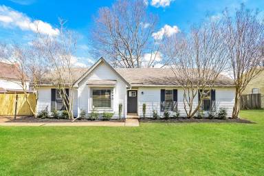 Main picture of 5062 Bartonwood Dr