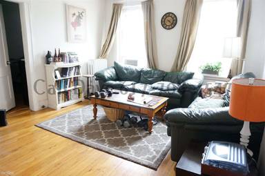 Main picture of 7 Carol Ave