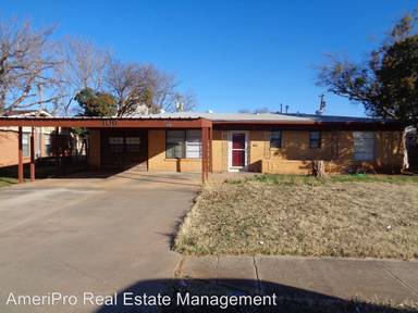 Main picture of 409 S Jefferson Dr