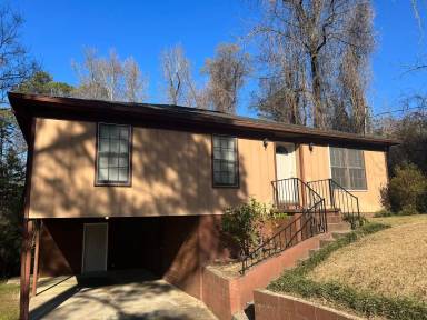 Main picture of 2836 1st St E