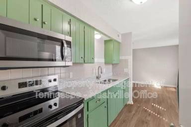 Main picture of 215 Prince Ave