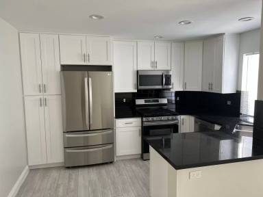 Main picture of 17738 Superior St