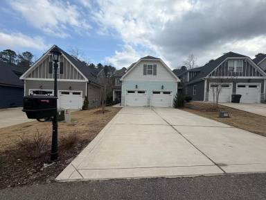 Main picture of 68 Spruce Hollow Cir