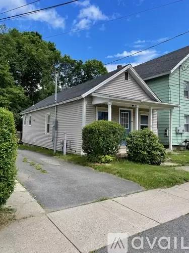 Main picture of 183 Wells St