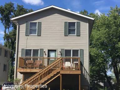 Main picture of 1309-95 N Lincoln St